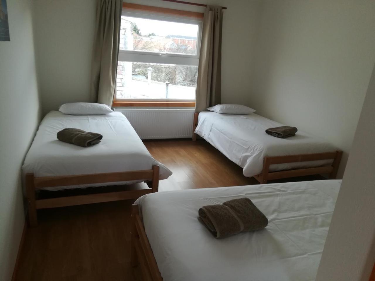 Hostal Camino De Santiago بويرتو ناتالز المظهر الخارجي الصورة
