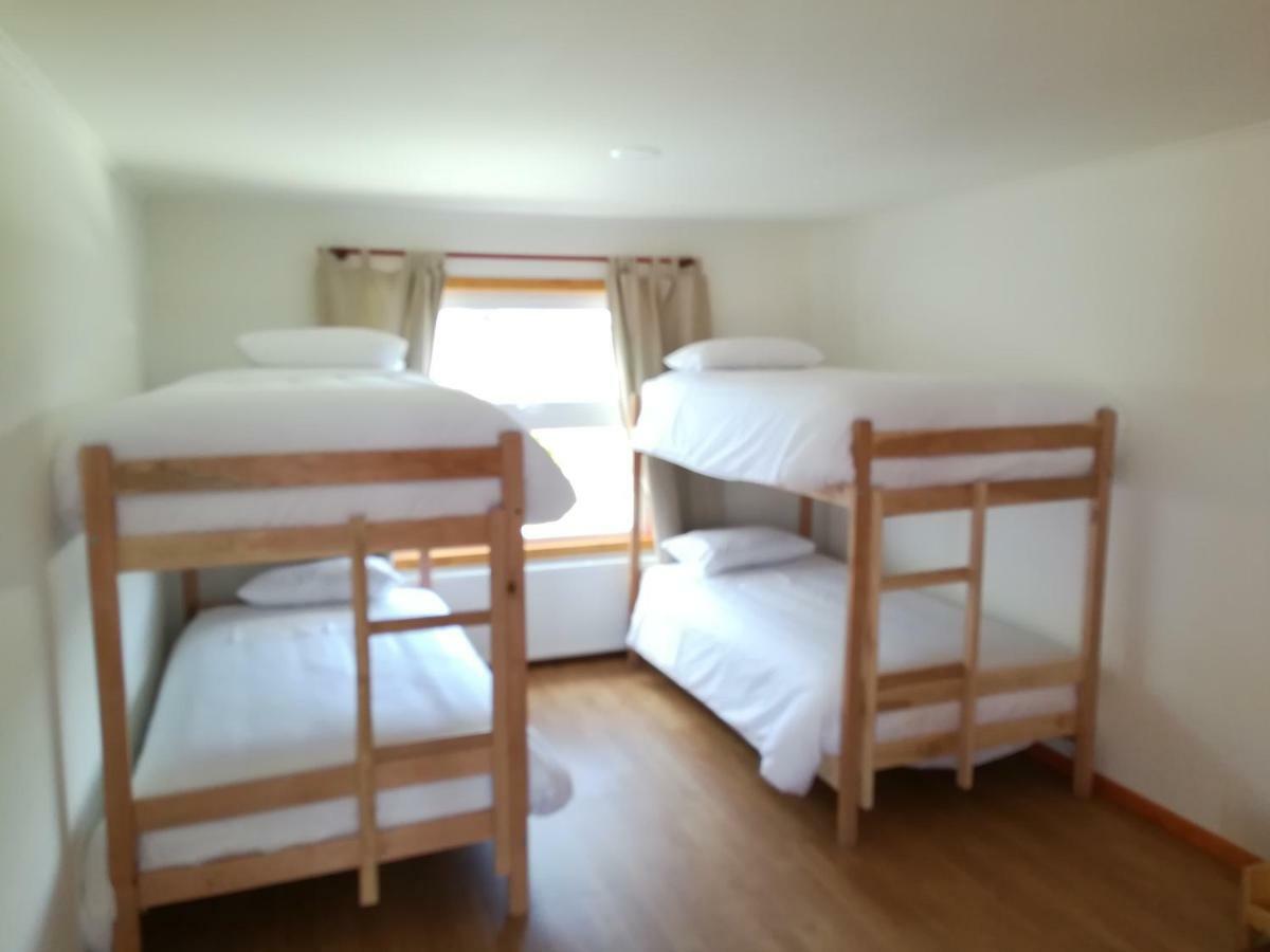 Hostal Camino De Santiago بويرتو ناتالز المظهر الخارجي الصورة